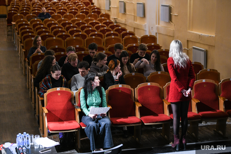 Мастер-класс для студентов ЕГТИ от людей с инвалидностью. Екатеринбург, учебный театр егти