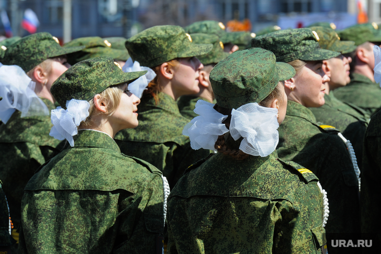  Парад Победы, торжественное построение на Площади революции. Челябинск, армия, девушки в форме