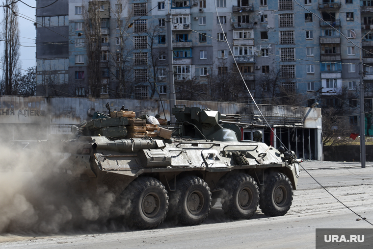 Обстановка в освобожденных районах в г. Мариуполь. Украина, бтр, украина, ополченец, мариуполь, война, днр, патруль, народная милиция, комендатура, гуманитарная катастрофа, сво, специальная военная операция
