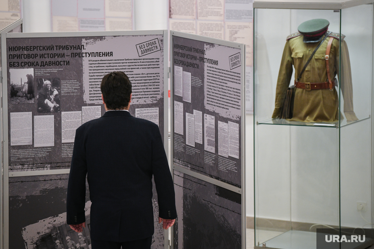 Посетители смогут ознакомиться с одеждой времен 1940-х и изучить стенды с документами