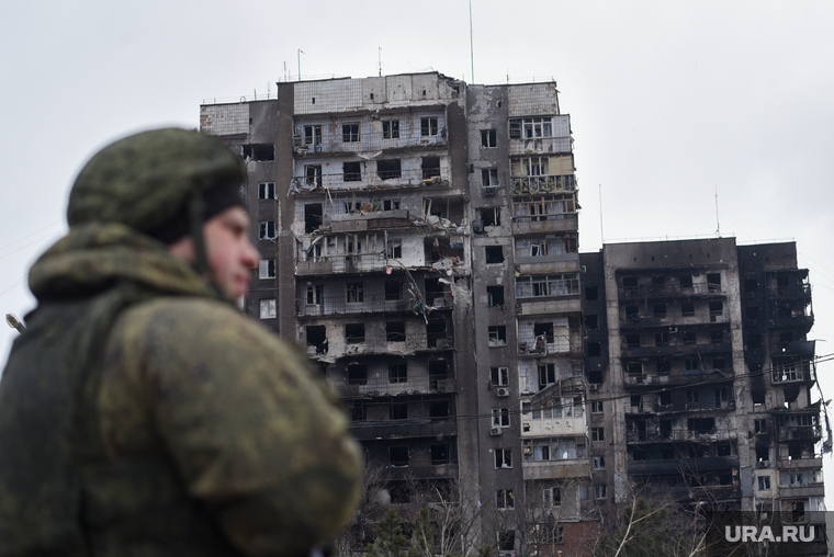 Эвакуация людей из осажденного Мариуполя. Украина, армия, военные, украина, мариуполь, солдат, гуманитарная катастрофа, следы бомбандировки