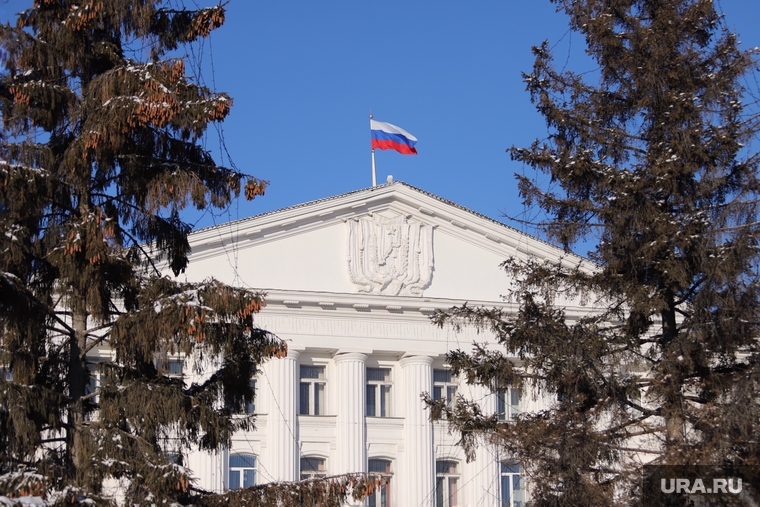 Строительство ледового городка на площади Ленина. Курган, мэрия кургана, администрация