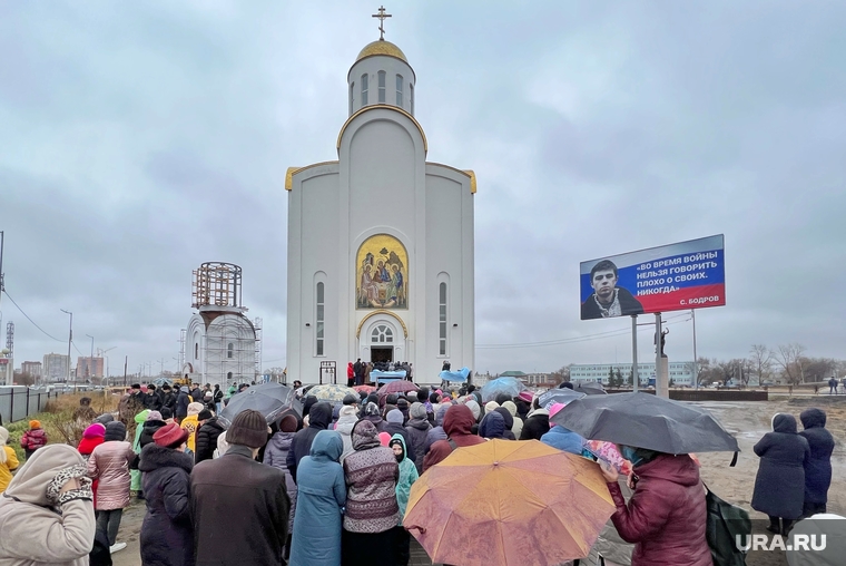 Завершился крестный ход у Троицкого собора
