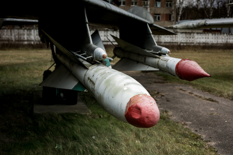 Экспонаты Центрального Музея Военно-Воздушных Сил России в Монино. Московская область, Монино, снаряд, ракета, торпеда, бомба