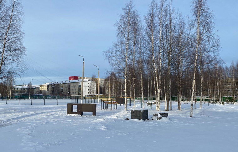 Подрядчика, сорвавшего сроки строительства стадиона в Нижневартовске, внесут в черный список, но оплатят ему выполненную часть работ