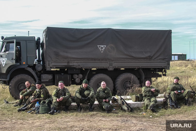 Центр по подготовке мобилизованных в Луганской области . Луганск, военная техника, армия, военные, солдаты, военные сборы, вооруженные силы, мобилизация, мобилизованные, учебка, мобилизанты, обучение мобилизантов