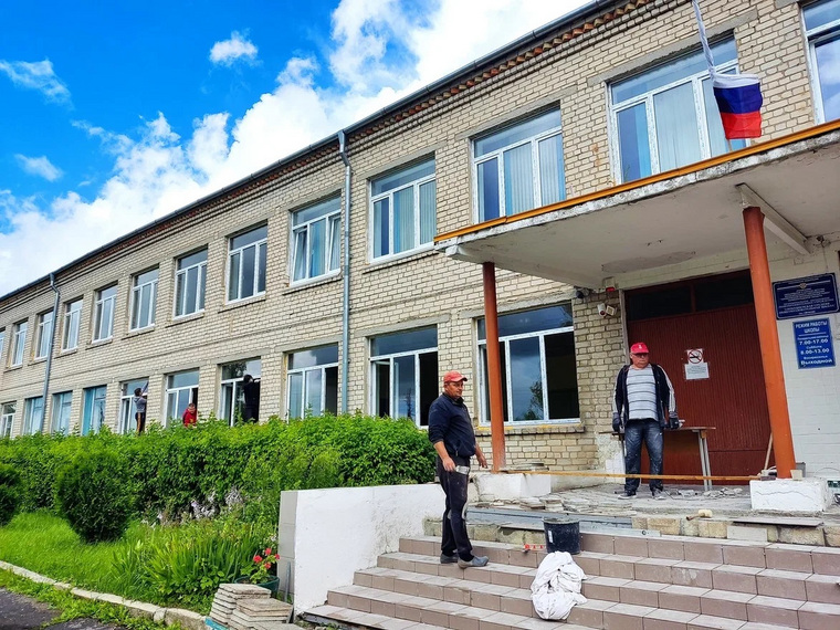 Более 1000 школ отремонтировано в 75 регионах России