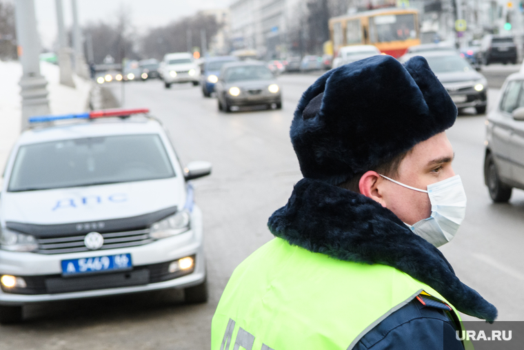 Несанкционированная акция в поддержку Алексея Навального. Екатеринбург, гибдд, дорожная инспекция, дпс