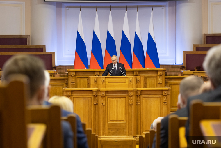 Президент на совете законодателей. Санкт-Петербург, путин владимир, совет законодателей
