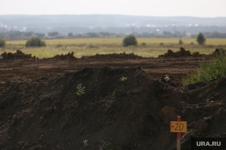Закладка первого камня перед началом строительства микрорайона "Солнечный". Екатеринбург, земельный участок, земля, межевание