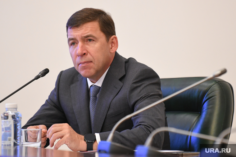 Куйвашев сообщил, что свердловские власти прорабатывают вопрос о новых маршрутах «Ласточки»