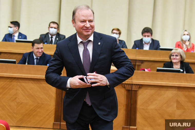 Вручение мандатов депутатам Заксо. Екатеринбург , шептий виктор