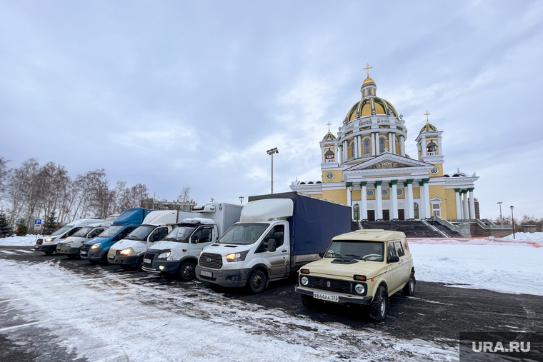 Гуманитарный конвой ветеранов ГРУ. Челябинск , гуманитарный конвой, кафедральный собор рождества христова