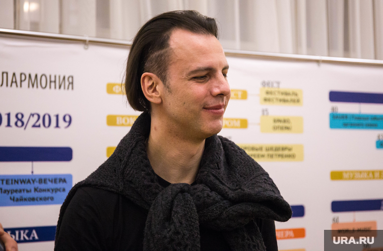 Перед концертом дирижера Теодора Курентзиса в филармонии. Екатеринбург, курентзис теодор