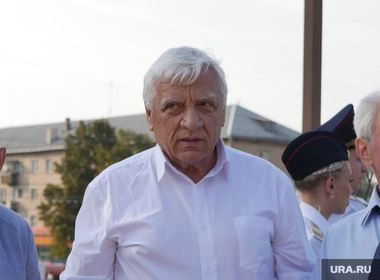 Экс-глава правительства Челябинской области Владимир Уткин на Дне города Копейска 2022, Владимир Уткин, Михаил Конарев, Александр Наумов