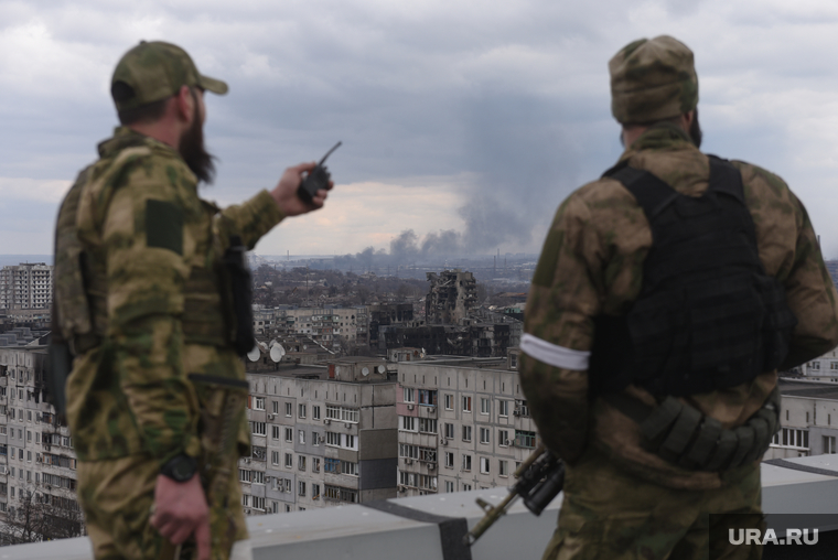 Работа чеченского добровольческого батальона Ахмат в Мариуполе. Украина, чеченцы, бой, боец, боевые действия, воин, армия, военные, донбасс, война, патруль, часовой, патрулирование, зачистка, ахмат, солдат, сво, кадыровцы