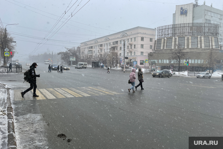 Снегопад. Челябинск, пешеход, буран, погода, снегопад, климат