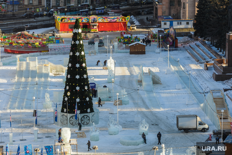 Виды Челябинска, елка, ледовый городок, площадь революции, новый год, вид сверху