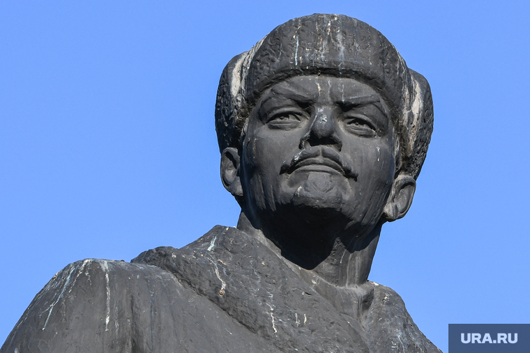 Виды Минусинска. Красноярский край, памятник ленину, ленин владимир