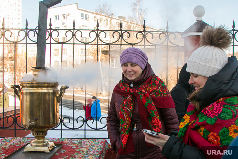 Детский праздник Масленица. Курган, народные гуляния, самовар, масленица