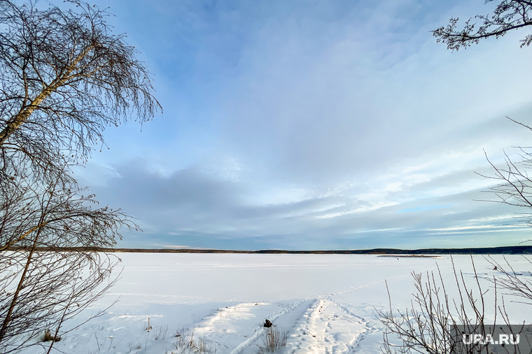 Озеро Большой Кисегач и рыбалка. Челябинск, зима, природа, лед, озеро кисегач