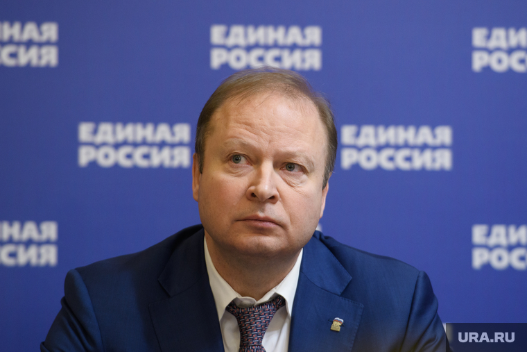 Президиум политсовета ЕР СО. Екатеринбург, шептий виктор, портрет