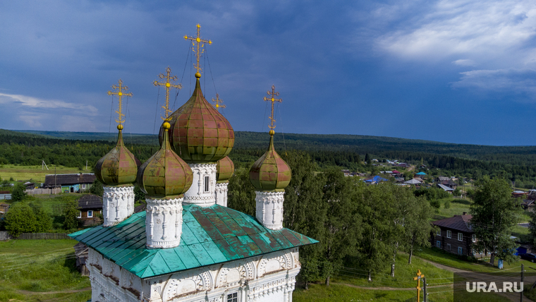 Виды поселка Ныроб. Чердынский район. Пермский край., романов михаил александрович, ныроб, яма михаила романова, никольская церковь, часовня михаила архангела