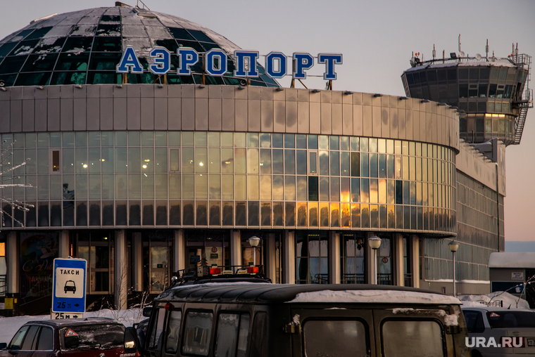 Виды Салехарда, аэропорт, город салехард