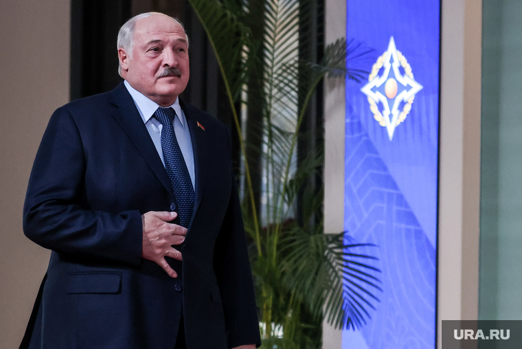 Владимир Путин на саммите ОДКБ в Ереване. Армения, Ереван, лукашенко александр, одкб
