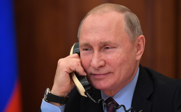 Сайт президента России, stock, улыбка, разговор по телефону, путин владимир, сток,  stock