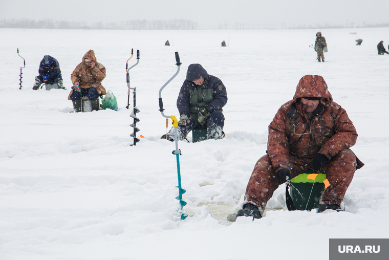 Чемпионат по зимней рыбалке. Пермь, рыбаки, зимняя рыбалка