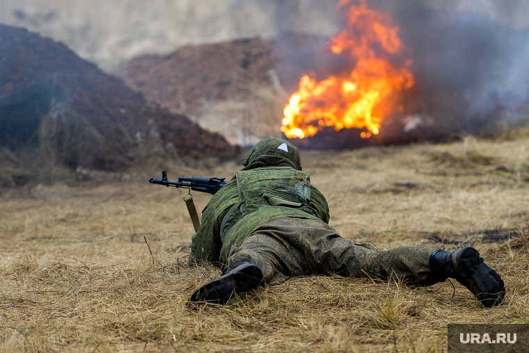 Боевое слаживание мобилизованных на Чебаркульском полигоне ЦВО. Челябинская область, учения, армия, военные, солдаты, оружие, вооружение, война, бойцы, боевые действия, полигон, сво, боевое слаживание