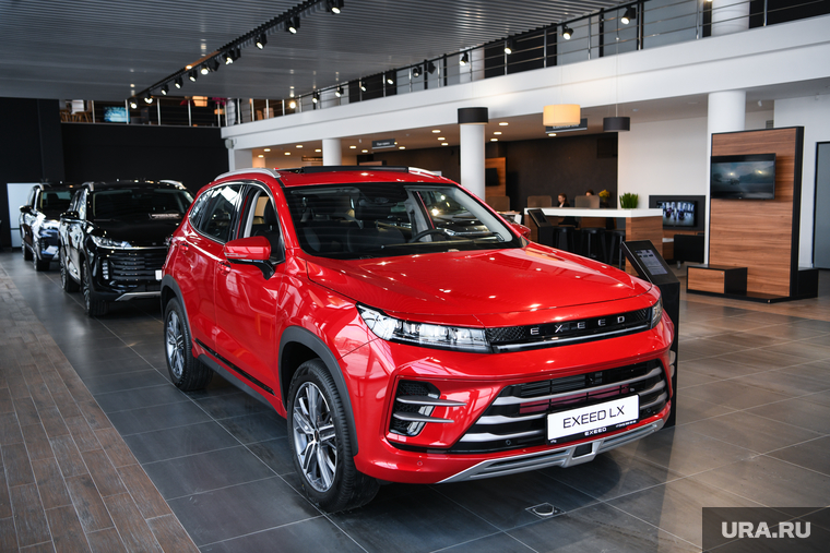 Автосалон EXEED. Екатеринбург, иномарка, китайский автопром, китайский автомобиль, эксид лх, exeed lx, автосалон exeed, кроссовер