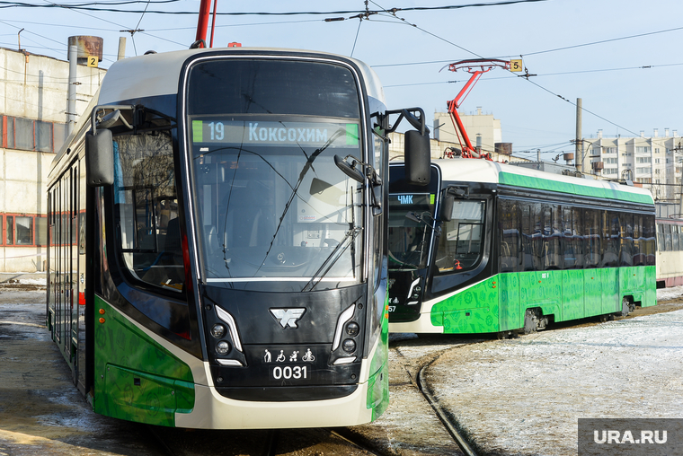 Алексей Текслер заявил, что необходимо продолжать модернизировать трамвайные пути