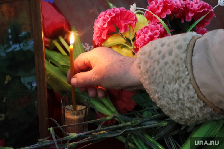 Прощание с военным, погибшим на Украине. Белозерский район, поминки, смерть, кладбище, свеча памяти, похороны