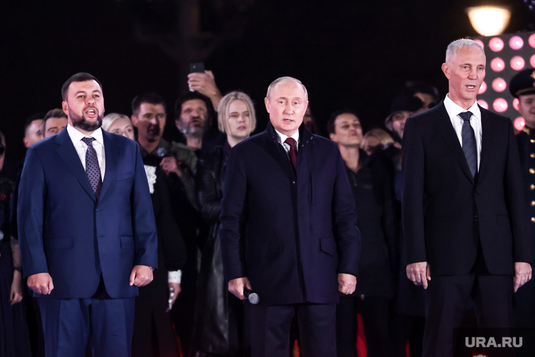 Президент России Владимир Путин на митинге на Красной площади в день присоединения ДНР, ЛНР, Запорожской и Херсонской областей к РФ. Москва, путин владимир