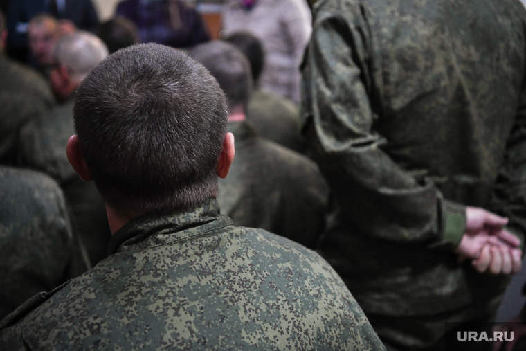 Визит Татьяны Москальковой и Татьяны Мерзляковой в 32-й военный городок. Екатеринбург, казарма, армия, военные