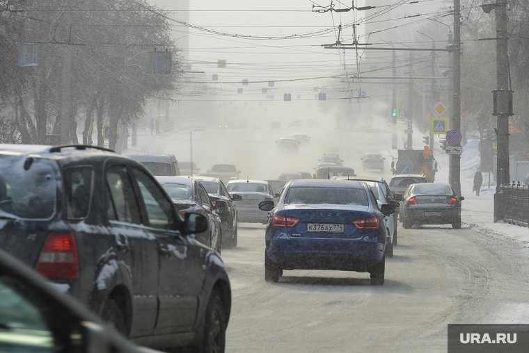 Виды города. Челябинск, зима, снегопад, мороз, автотранспорт