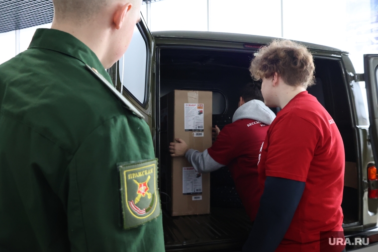 Помимо УАЗа, военным передали и другие полезные предметы