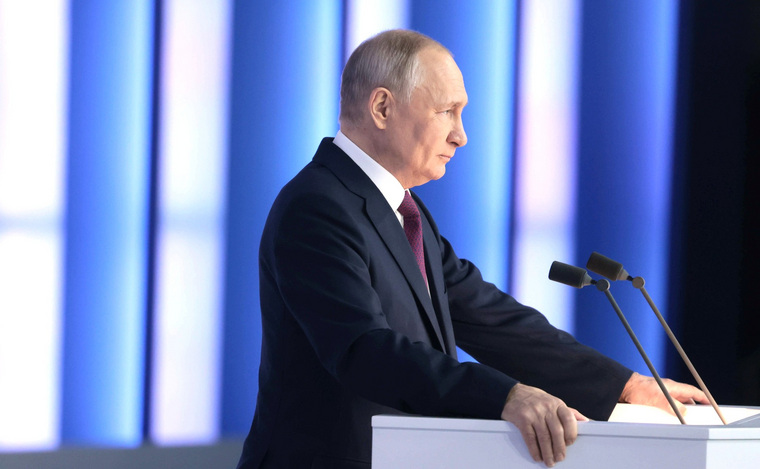 Владимир Путин рассказал о социальных гарантиях для участников СВО и их семей