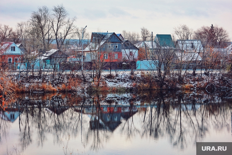 Снег в городе. Курган, снег, зима, набережная тобола, дачи