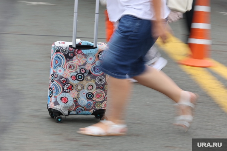 Аэропорт. Авиакомпания nordstar. Курган, багаж, сумки, споттинг, пассажиры, отъезд, отпуск, приезд, убыль населения