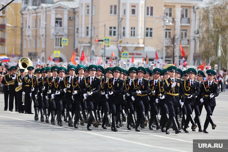 Парад Победы. Курган, день победы, парад победы