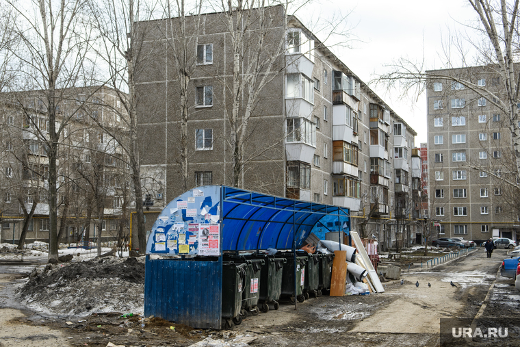 Виды Екатеринбурга, вывоз мусора, жилой район, город екатеринбург, жилой квартал, помойка, пионерский район