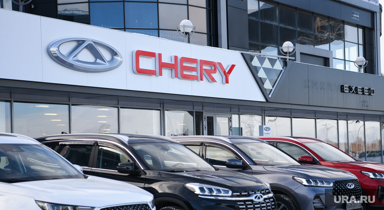 Автосалон EXEED. Екатеринбург, китайский автомобиль, автосалон chery, кроссовер