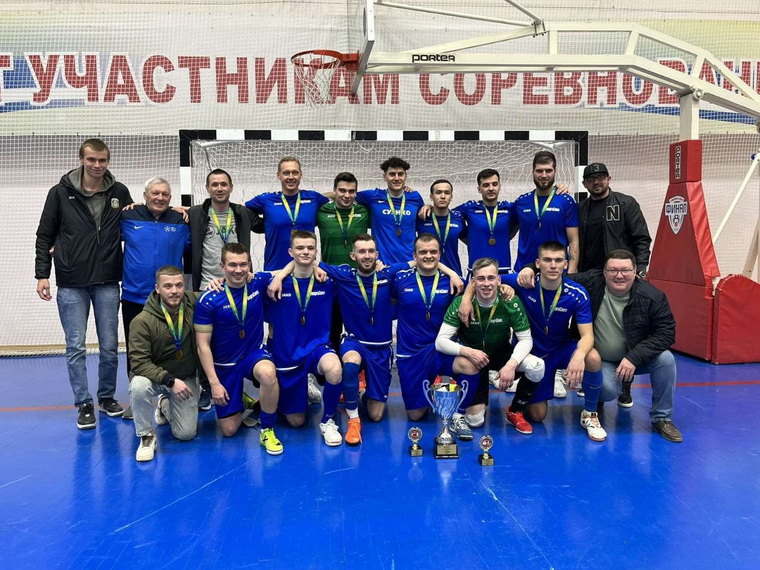 Самой сильной в мини-футболе оказалась команда СУЭНКО