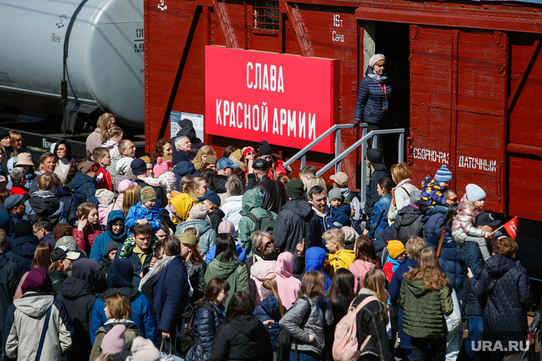 Ретропоезд Эшелон Победы. Екатеринбург, вагон, поезд победы, эшелон победы, ретропоезд, жд вагон, встреча поезда