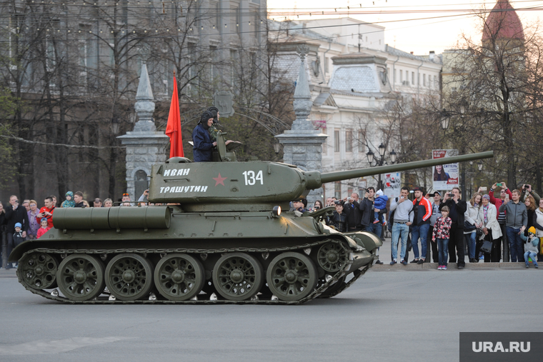 Генеральная репетиция парада 9 мая Челябинск, т34, танк
