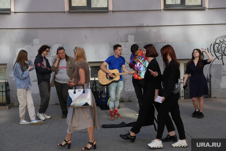 Уличные музыканты. Екатеринбург, уличные музыканты