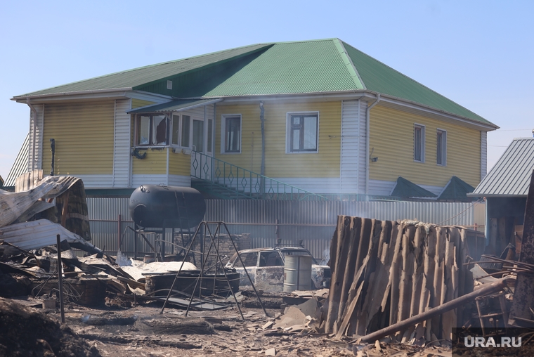 Смолино. Последствия пожара. Курган, смолино, дом петренка, дом евгения петрова